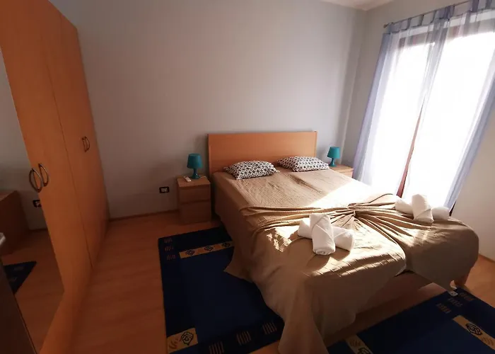 Apartment Lara