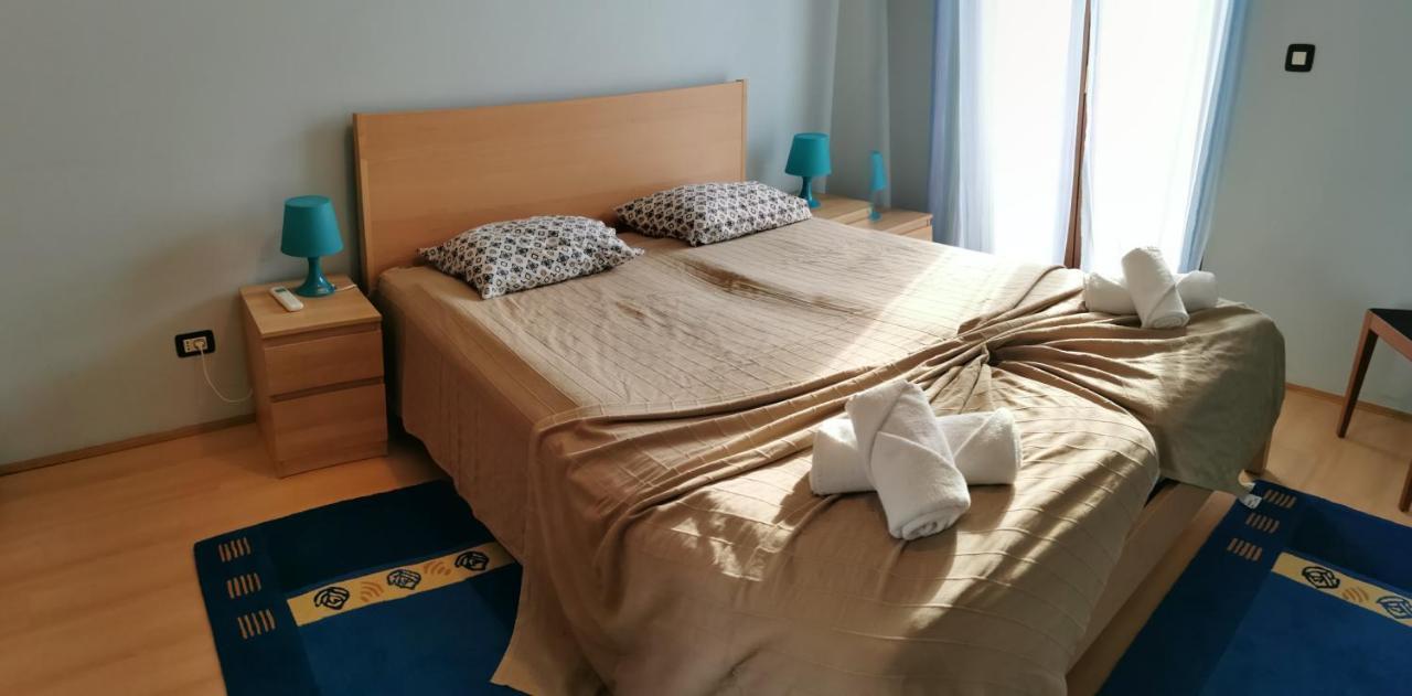 Apartma Lara